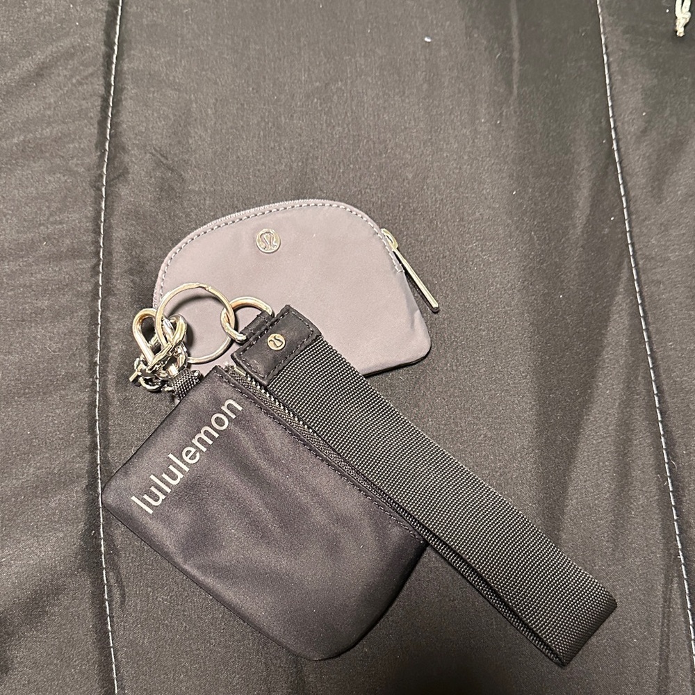 Lululemon Black and Gray Keychain Pouch Set
